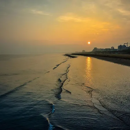 Modern Close To The Вилла *